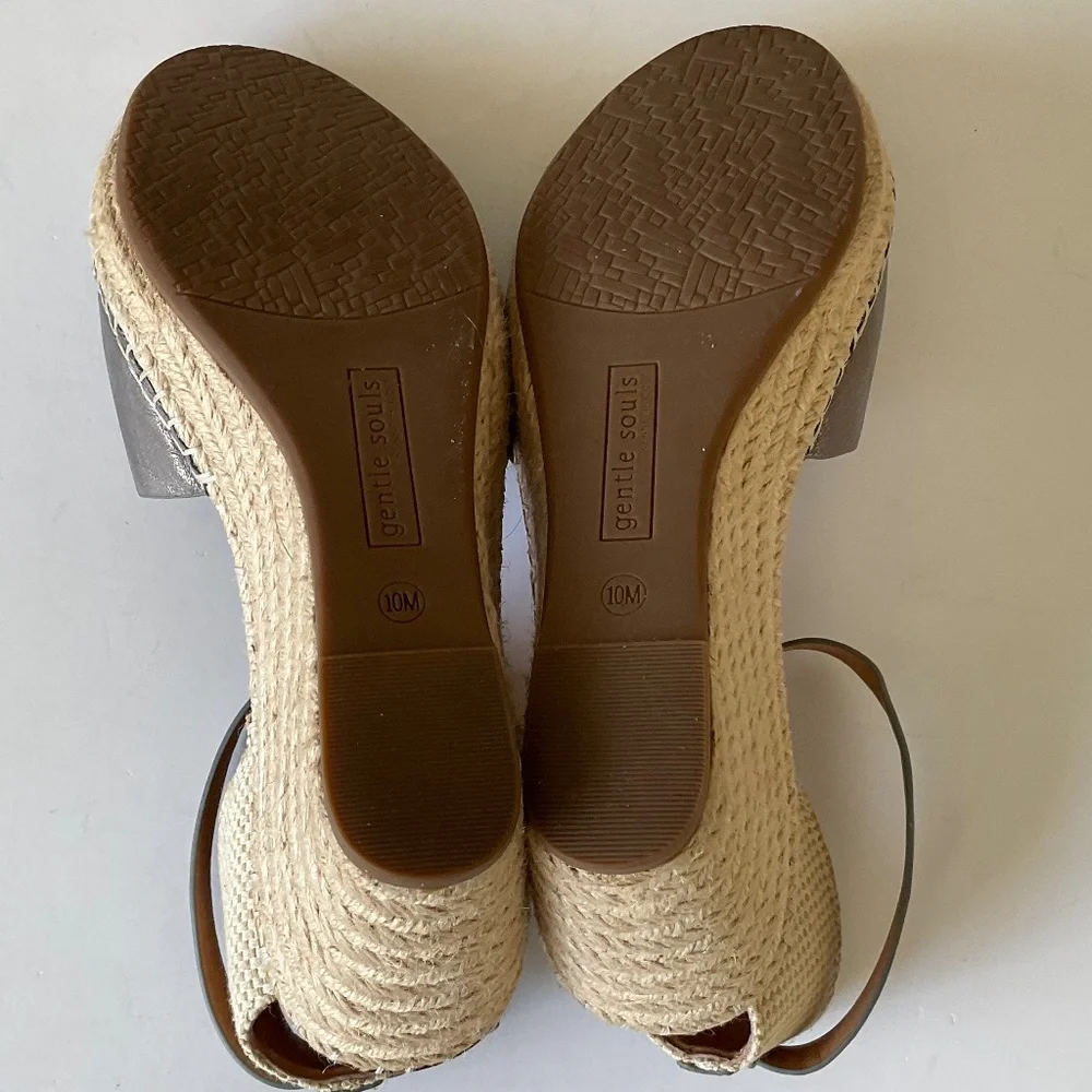 GENTLE SOULS Charli Wedge Sandals Size 10 NEW